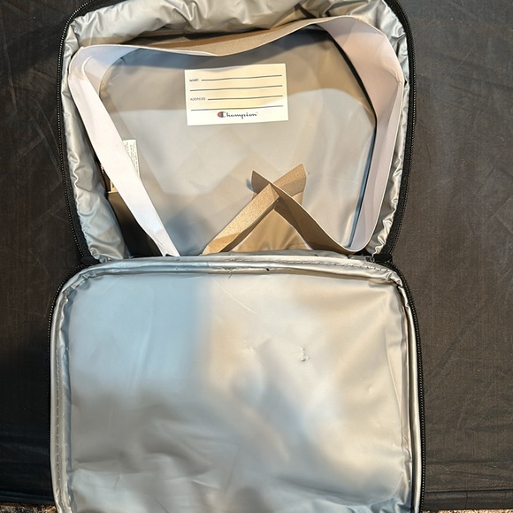 New CHAMPION SOFTSIDE INSULATED LUNCH BOX FULL ZIPPER with HANDLE NWT - Picture 3 of 16